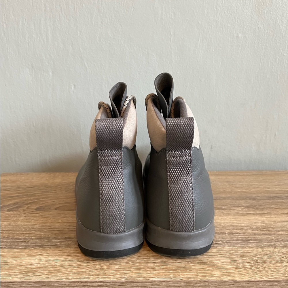 Native AP Apex Hiking Boots - 9 - Picture 3 of 7